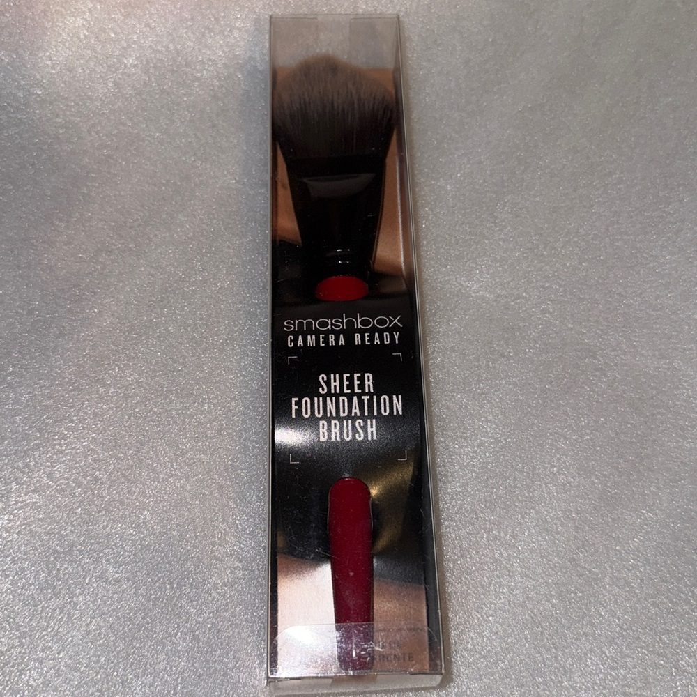 Smashbox Camera Ready Sheer Foundation Brush BNIB Discontinued